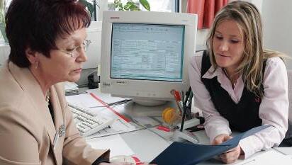 Die freie Zeit während der Kurzarbeit kann man beispielsweise für einen PC-Kurs nutzen. Die freie Zeit während der Kurzarbeit kann man beispielsweise für einen PC-Kurs nutzen.