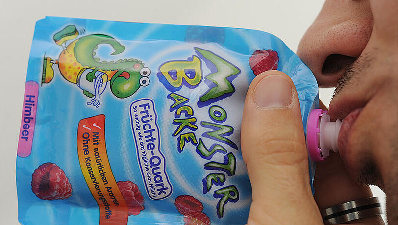 Der Bundesgerichtshof entschied, dass der Slogan "So wichtig wie das tägliche Glas Milch!" für den Früchtequark "Monsterbacke" nicht irreführend ist. Der Bundesgerichtshof entschied, dass der Slogan "So wichtig wie das tägliche Glas Milch!" für den Früchtequark "Monsterbacke" nicht irreführend ist.