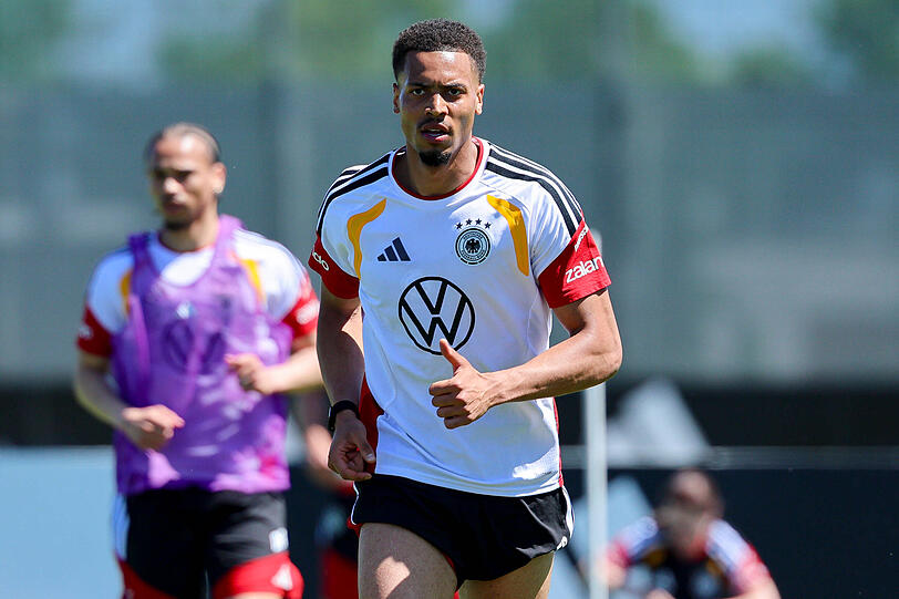 Felix Nmecha zeigt beim DFB-Team im Training starke Leistungen. Felix Nmecha zeigt beim DFB-Team im Training starke Leistungen.