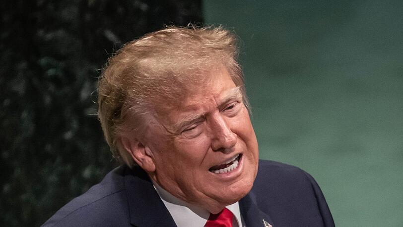 Trump verk&uuml;ndet die erste Zusammenkunft f&uuml;r Gespr&auml;che zwischen den USA und dem Iran seit Monaten.