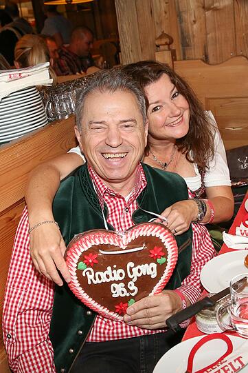 Günther Sigl mit Ehefrau Doris Furtmair.
