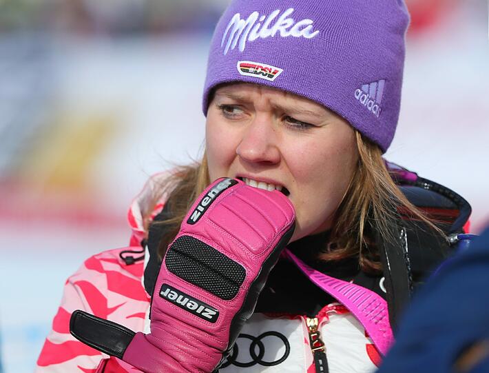 Schwer enttäuscht nach ihrem verpatzten Abfahrtslauf: Viktoria Rebensburg.