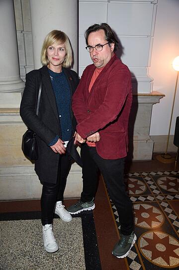 Anna Loos mit Ehemann Jan Josef Liefers bei der ARD Blue Hour im Museum für Kommunikation