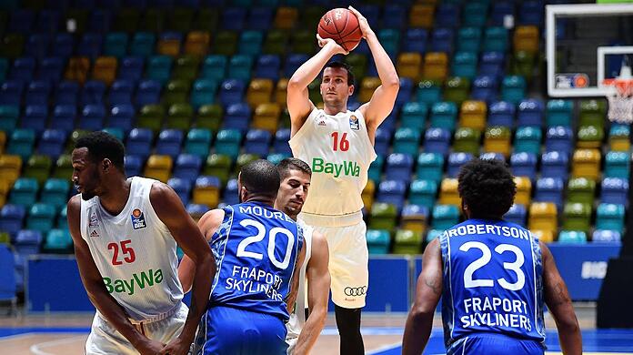 Gegen Frankfurt mit einem Karrierebestwert in der BBL: Nationalspieler Paul Zipser erzielt 24 Punkte für die Bayern.