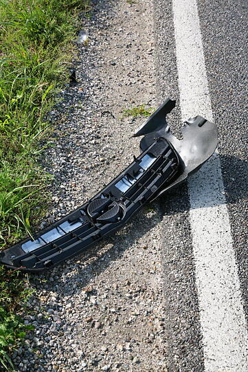 Bei der Einfahrt auf die Istentalstraße übersieht eine Autofahrerin einen Lkw und rammt ihn. Verletzt wird glücklicherweise niemand.