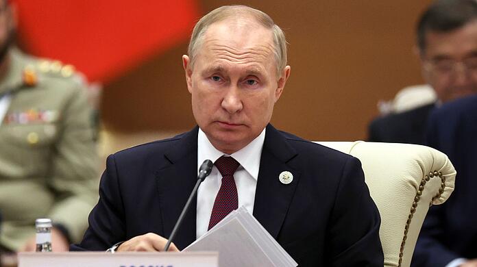 Kremlchef Wladimir Putin hat weitere Militärschläge gegen die Ukraine angekündigt.