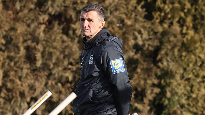 Wie lange wird Michael Köllner noch Trainer der Löwen sein?
