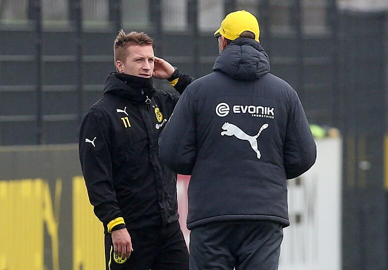 Im Donnerstagstraining hatten Jürgen Klopp und Marco Reus Gesprächsbedarf.