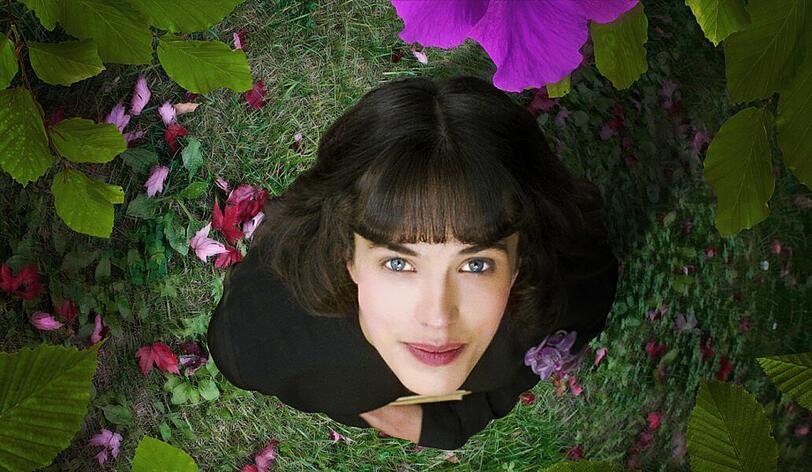 "Downton Abbey"-Star Jessica Brown Findlay spielt die sonderbare Bella Brown.