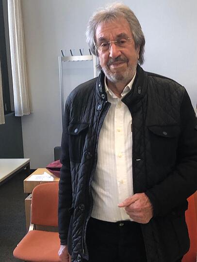 Vor der Urteilsverkündung: Opfer und Nebenkläger Horst K. (82) im Gerichtssaal.