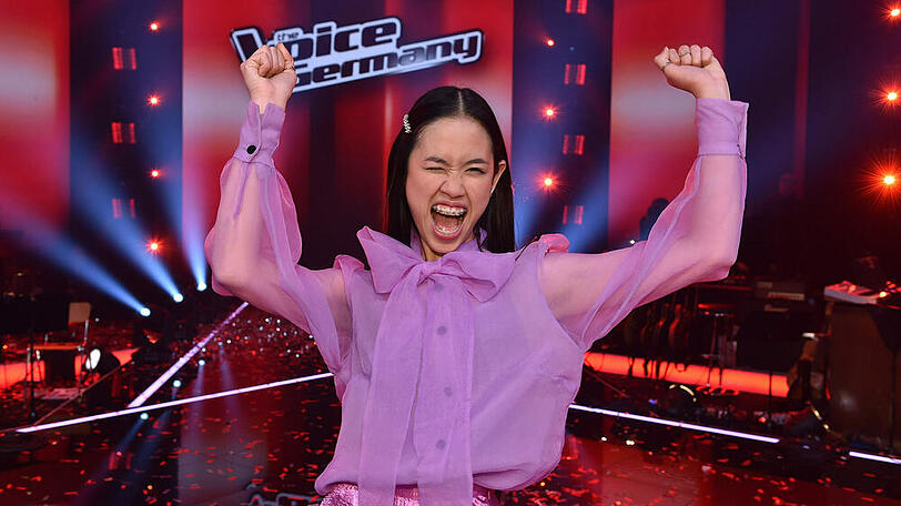 "The Voice Of Germany"-Gewinnerin Claudia Emmanuela Santoso jubelt über ihren Sieg