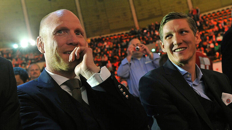 Ein Bild aus gemeinsamen Zeiten beim FC Bayern: Matthias Sammer und Bastian Schweinsteiger (rechts).