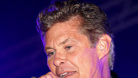 62 Jahre und noch kein bisschen müde: David Hasselhoff auf der Bühne