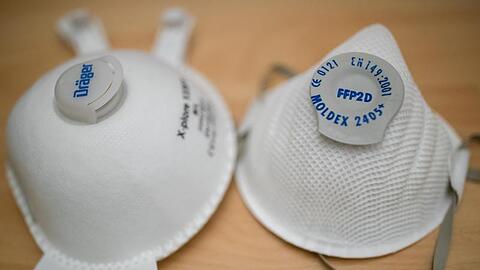 Atemschutzmasken der Schutzklasse FFP2 und FFP3. Foto: Daniel Karmann/dpa/Archivbild