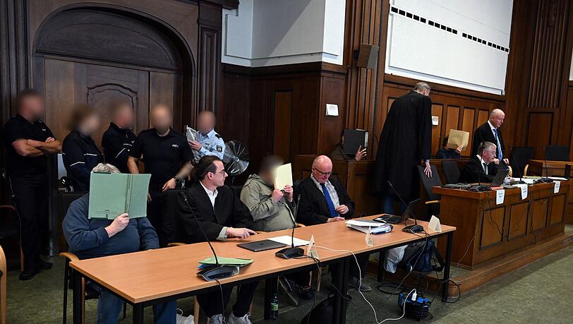 In einem Prozess gegen die Betreiber einer Plattform für Kinderpornografie sind die Urteile gesprochen worden (Archivbild).