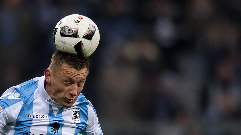 IVICA OLIC: Rannte unermüdlich. Im Angriff blieb er aber ohne Durchschlagskraft. Hätte einmal im Sechzehner auf Aigner spielen müssen, blieb aber ungewohnt egoistisch. NOTE: 4 (Archivbild)