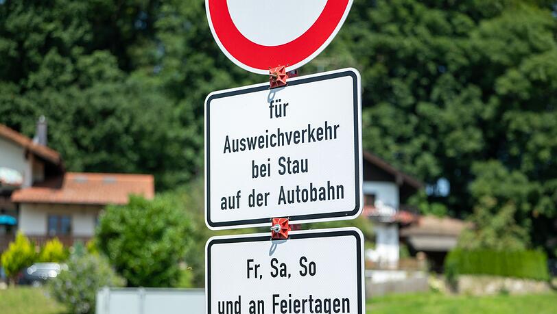 Am Wochenende will die Polizei die Verbote besonders genau kontrollieren. (Symbolbild) Am Wochenende will die Polizei die Verbote besonders genau kontrollieren. (Symbolbild)