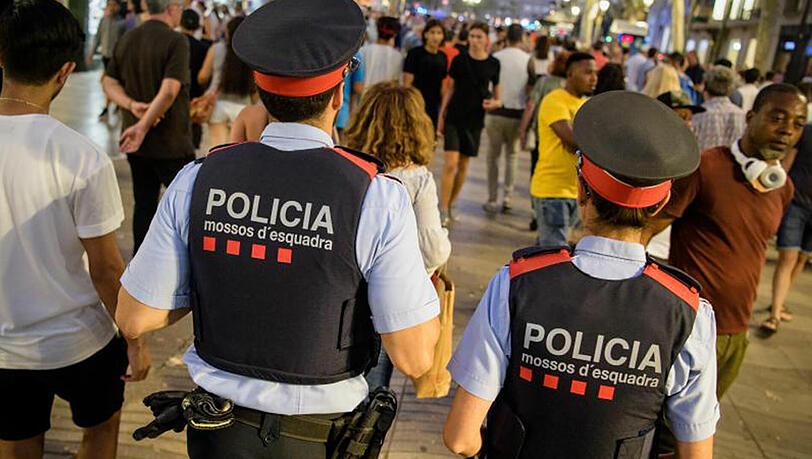 Die Polizei in Barcelona geht von einm Imam aus, der für die Anschläge verantwortlich sein soll. Die Polizei in Barcelona geht von einm Imam aus, der für die Anschläge verantwortlich sein soll.