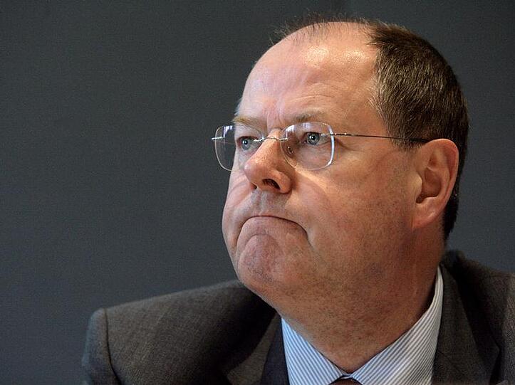 Nimmt sich vier Kollegen vor: Peer Steinbrück