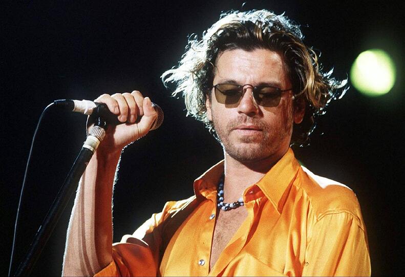 1960 - 1997: INXS-Sänger Michael Hutchence starb mit 37 Jahren.