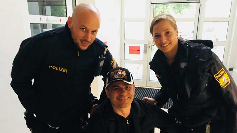 Die Streife brachte den Mann nach Hause - nachdem vorher zwei Stunden niemand geholfen hatte.