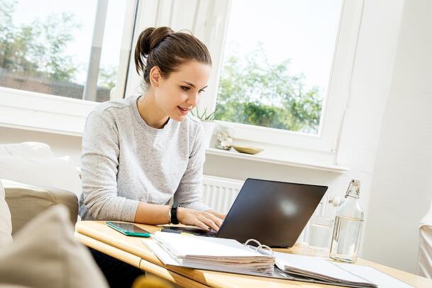 Vermieter wollen schon vor der Besichtigung viele Angaben - nicht alle muss man machen.