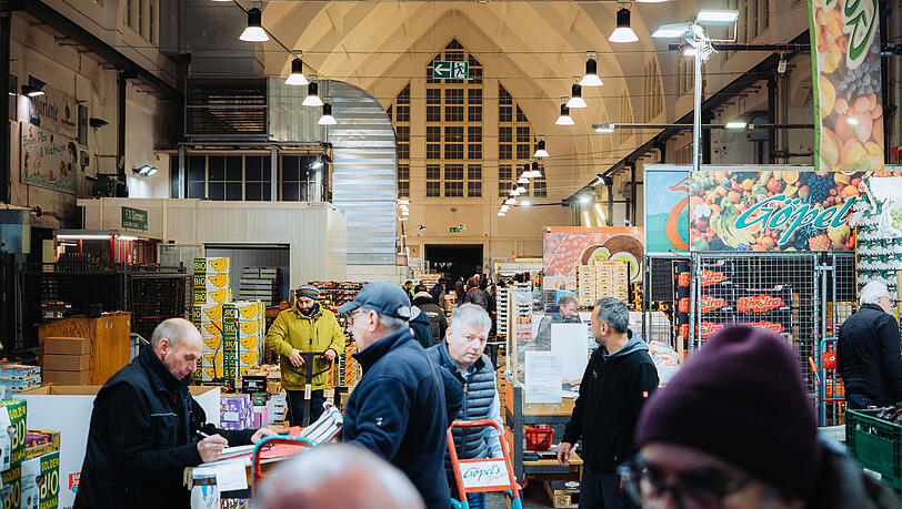 Noch ist nicht gekl&auml;rt, wo die neue M&uuml;nchner Gro&szlig;markthalle entstehen soll. Es k&ouml;nnte daher noch viele Jahre am jetzigen Standort weitergehen.