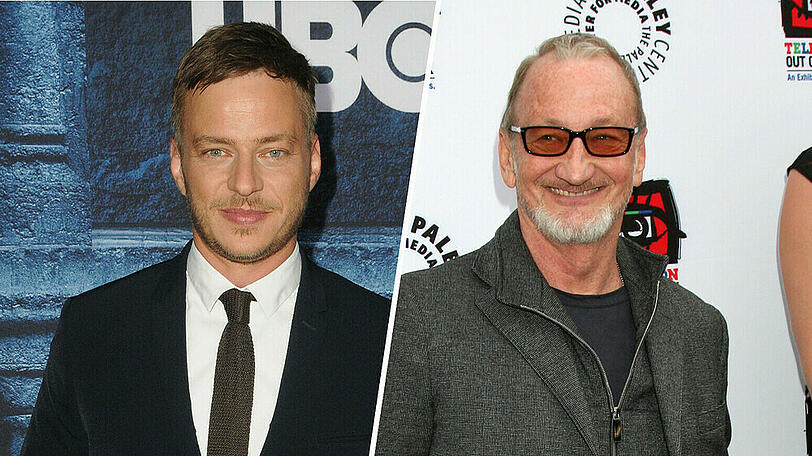 Tom Wlaschiha (li.) und Robert Englund kommen nach Hawkins.