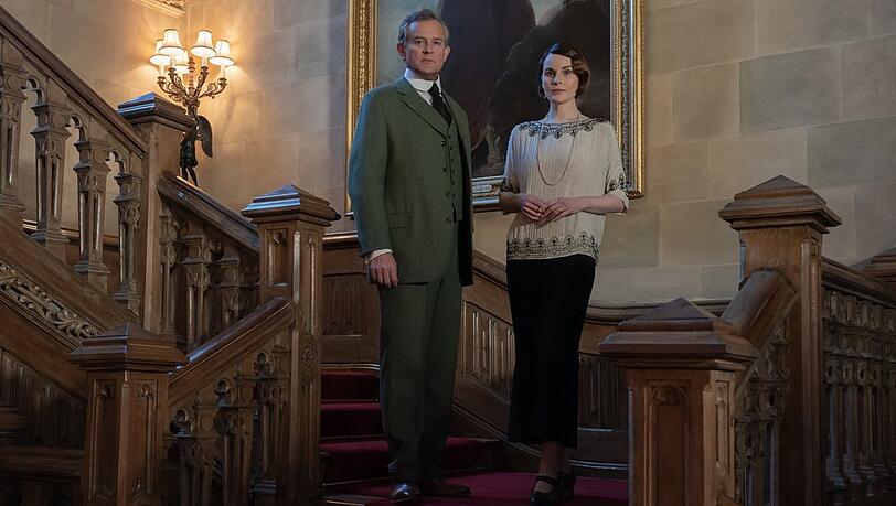 Lord Grantham (Hugh Bonneville) überlässt das Ruder auf Downton immer mehr seiner Tochter Lady Mary (Michelle Dockery).