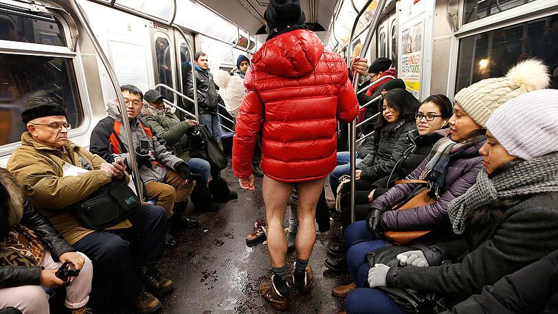 Berlin, London, Prag, New York: Auf der ganzen Welt fuhr man am Sonntag ohne Hose in der U-Bahn. Die Bilder der globalen Aktion.