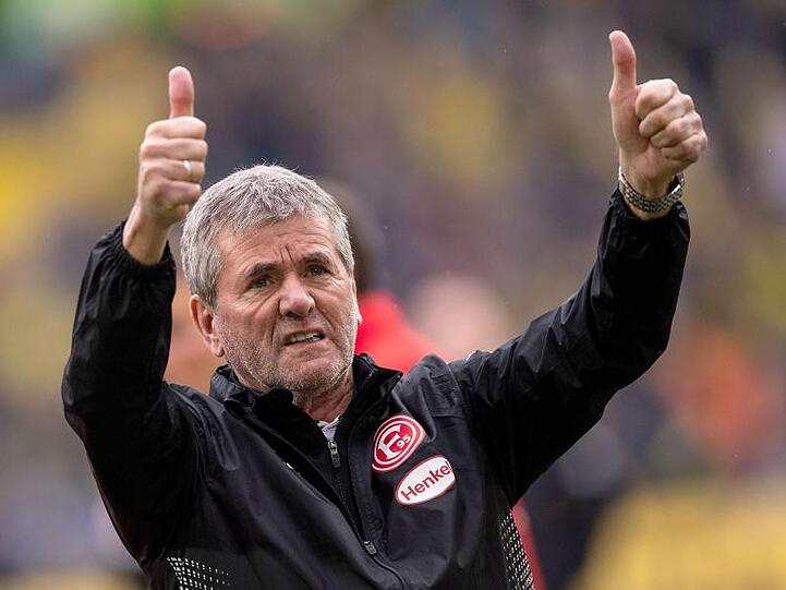 Konnte mit Düsseldorf früh den Klassenerhalt feiern: Fortuna-Coach Friedhelm Funkel.