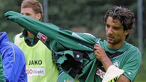 Bereit zum Wäschewechsel: Die Anzeichen verdichten sich, dass Sami Allagui Fürth verlässt und künftig für Hoffenheim auf Torejagd geht. Bereit zum Wäschewechsel: Die Anzeichen verdichten sich, dass Sami Allagui Fürth verlässt und künftig für Hoffenheim auf Torejagd geht.