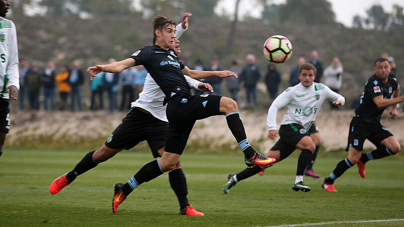 Florian Neuhaus spielte 90 Minuten durch.