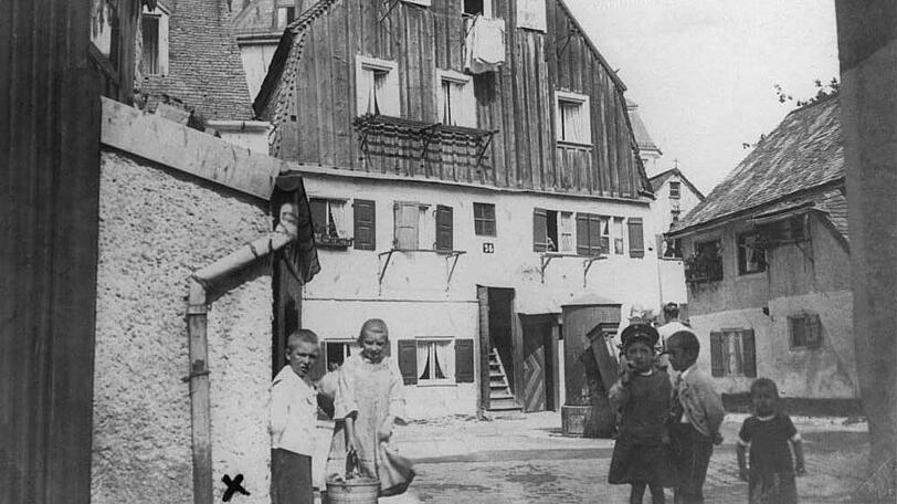 Eine alte Herberge in der Au, hinter dem Mariahilfplatz. In diesen sogenannten Herbergshäusln lebten damals die "einfacheren Leute".