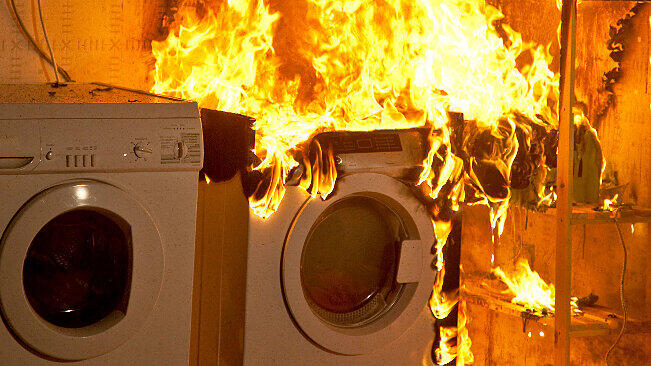 Der Brandschaden wird auf etwa 10.000 Euro geschätzt.