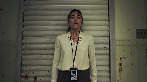 Maika Monroe bekommt es als FBI-Agentin mit dem Killer Longlegs zu tun.