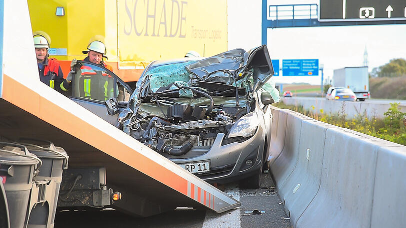 Weitere Bilder von der Unfallstelle.