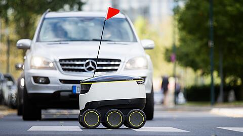 Solche Lieferroboter des Unternehmens Starship Technologies wurden auch in Deutschland bereits getestet. (Symbolbild)