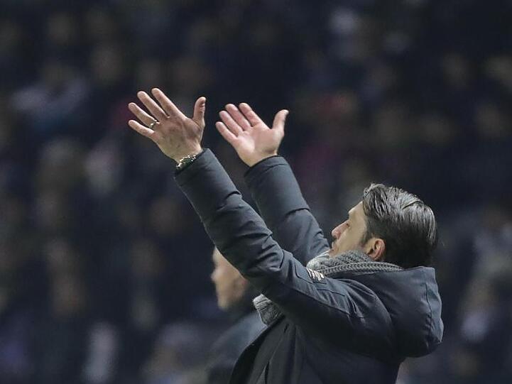Bayerns Trainer Niko Kovac, hier beim Spiel gegen Hertha BSC. Foto: Kay Nietfeld/Archiv