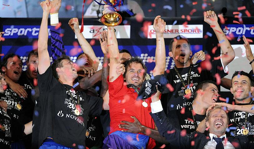 Der ehemalige Bayern-Spieler Thorsten Fink war damals noch Trainer des FC Basel.