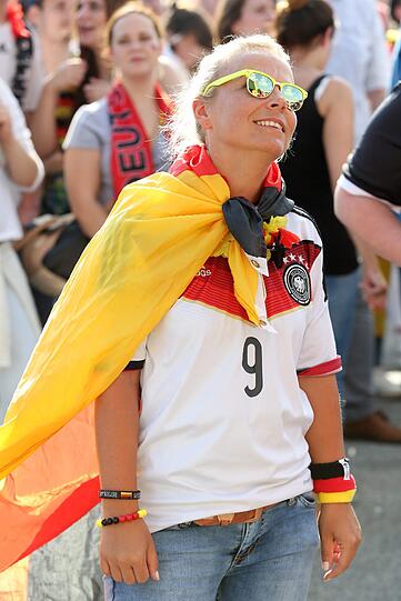 So feierten die Fans den 1:0-Sieg der Nationalmannschaft beim Public Viewing.