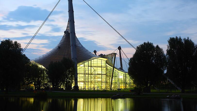 Die Olympia-Schwimmhalle hat ab Mittwoch wieder auf. (Archivbild)