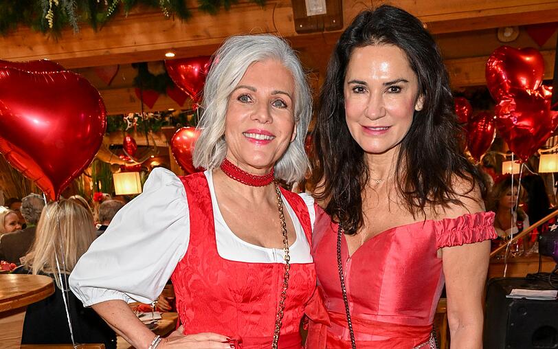 Birgit Schrowange und Mariella Ahrens feierten bei der "Red Ladies Wiesn" für den guten Zweck. Birgit Schrowange und Mariella Ahrens feierten bei der "Red Ladies Wiesn" für den guten Zweck.