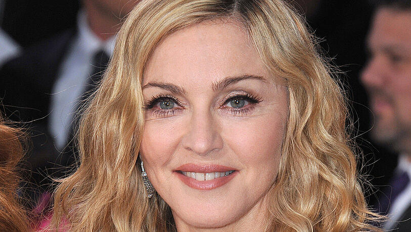 US-Künstlerin Madonna meint es offensichtlich ernst mit ihrem jungen Freund US-Künstlerin Madonna meint es offensichtlich ernst mit ihrem jungen Freund