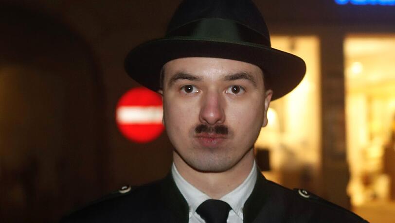 "Harald Hitler" in Braunau. Die Bilder. "Harald Hitler" in Braunau. Die Bilder.