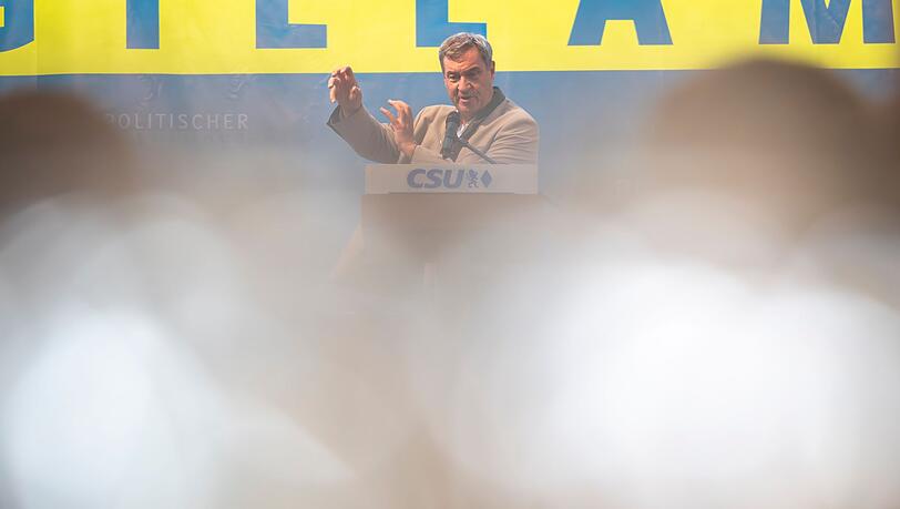 Für CSU-Chef Söder ist klar: Einsparungen etwa beim Bürgergeld würden Spielräume für niedrigere Energiekosten ermöglichen. Für CSU-Chef Söder ist klar: Einsparungen etwa beim Bürgergeld würden Spielräume für niedrigere Energiekosten ermöglichen.
