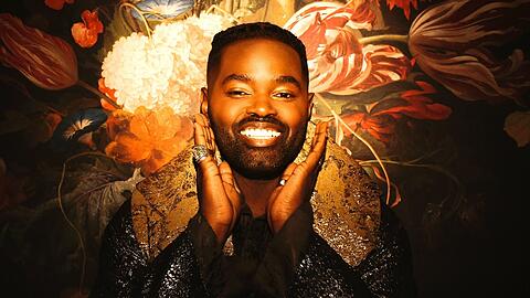 John Holiday passt in keine Schublade, er will alles singen, was zu ihm passt. Und Spirituals m&uuml;ssen sein, das sind seine Wurzeln.