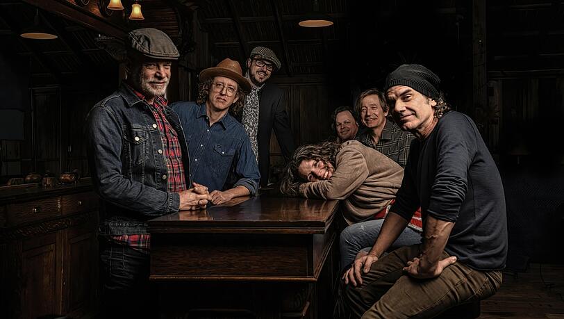 Edie Brickell & New Bohemians begeistern auf dem neuen Album "Hunter And The Dog Star" mit einer Vielzahl musikalischer Ideen.