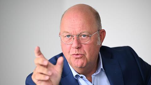 HDE-Präsident von Preen: Für 2025 rechnet der Verband inflationsbedingt lediglich mit einem Umsatz-Plus von 0,5 Prozent. (Archivbild)