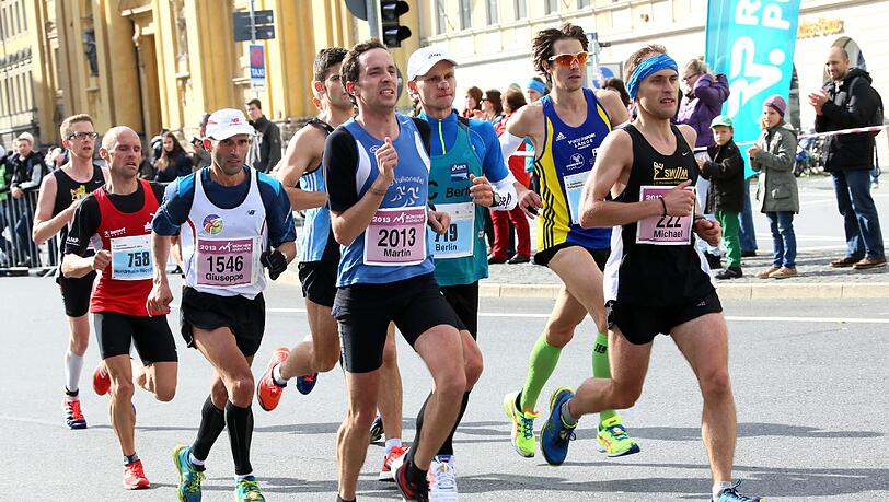 Der Münchner Marathon führt die Läufer durch die gesamte Stadt. Der Münchner Marathon führt die Läufer durch die gesamte Stadt.